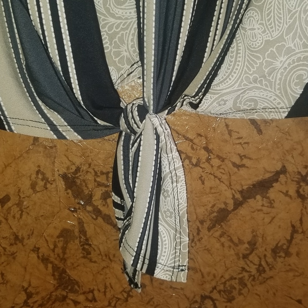 Ladies blouse - Picture 6 of 8